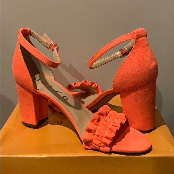 Heeled Sandles - Picture 1 of 2